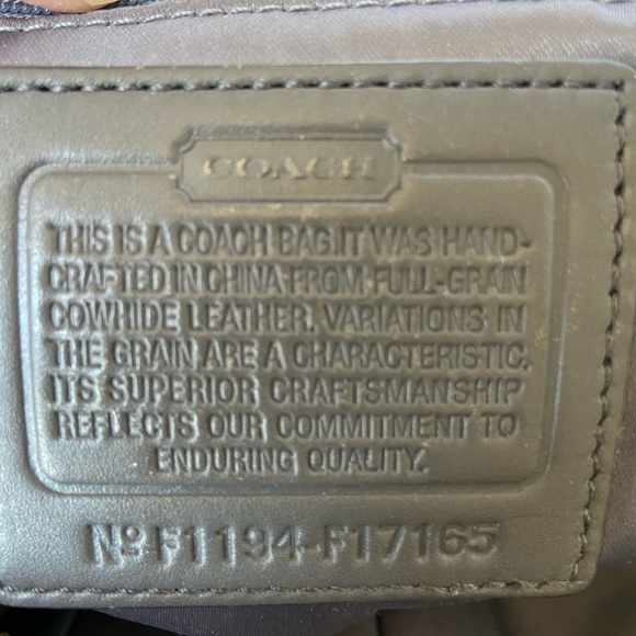 Coach silver leather bag - Picture 2 of 3